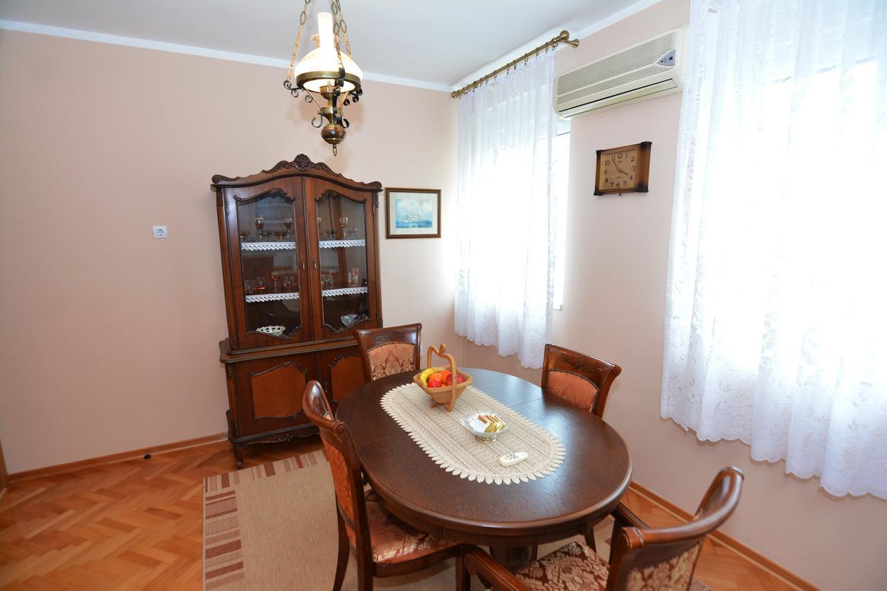 Apartment Todor Котор Екстериор снимка