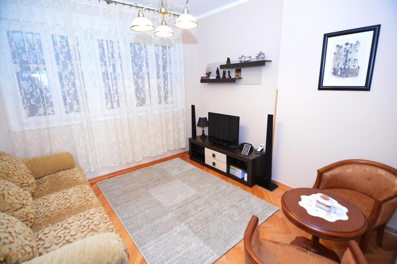 Apartment Todor Котор Екстериор снимка